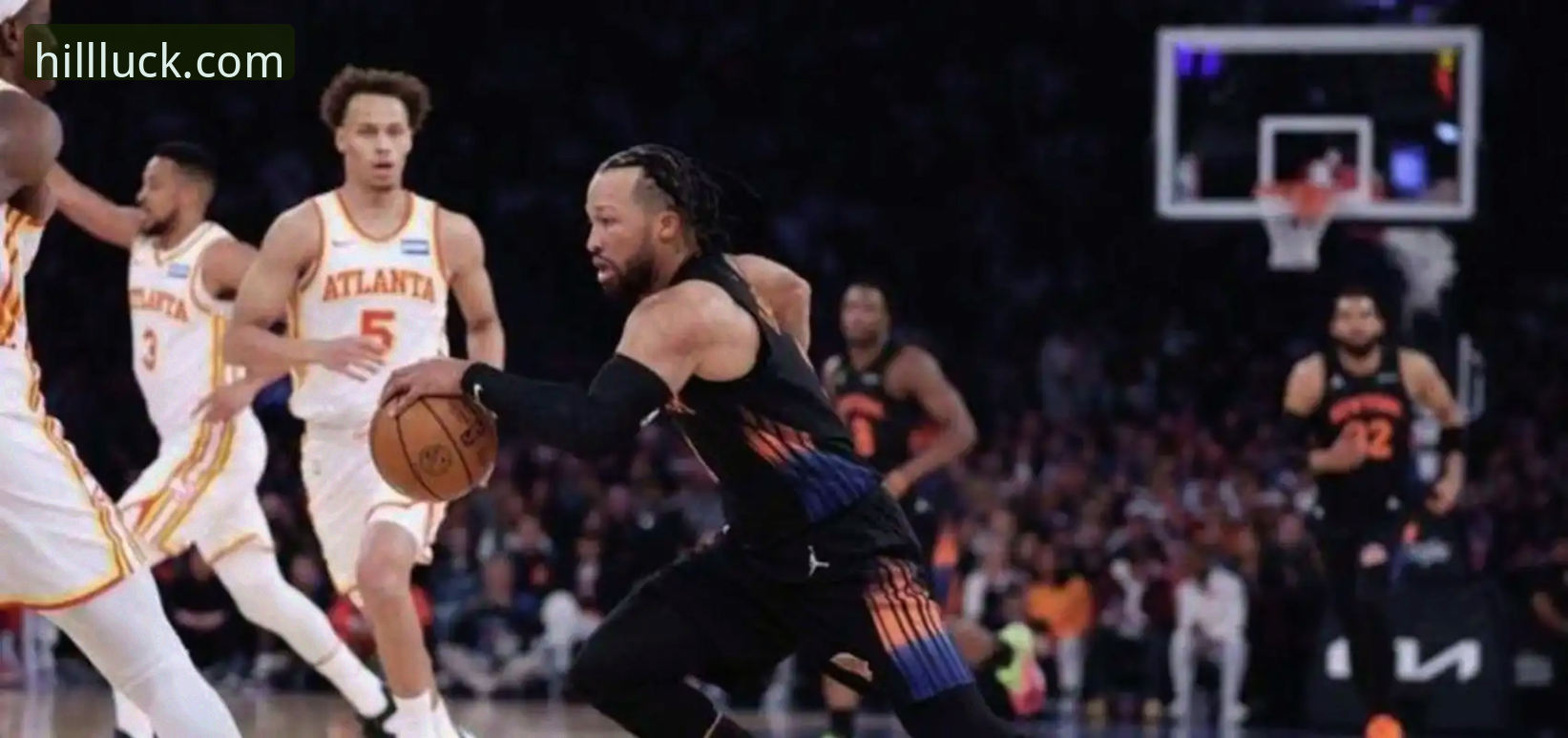 NBA季后赛尼克斯队史得分纪录详解：140-89大胜老鹰的战术密码